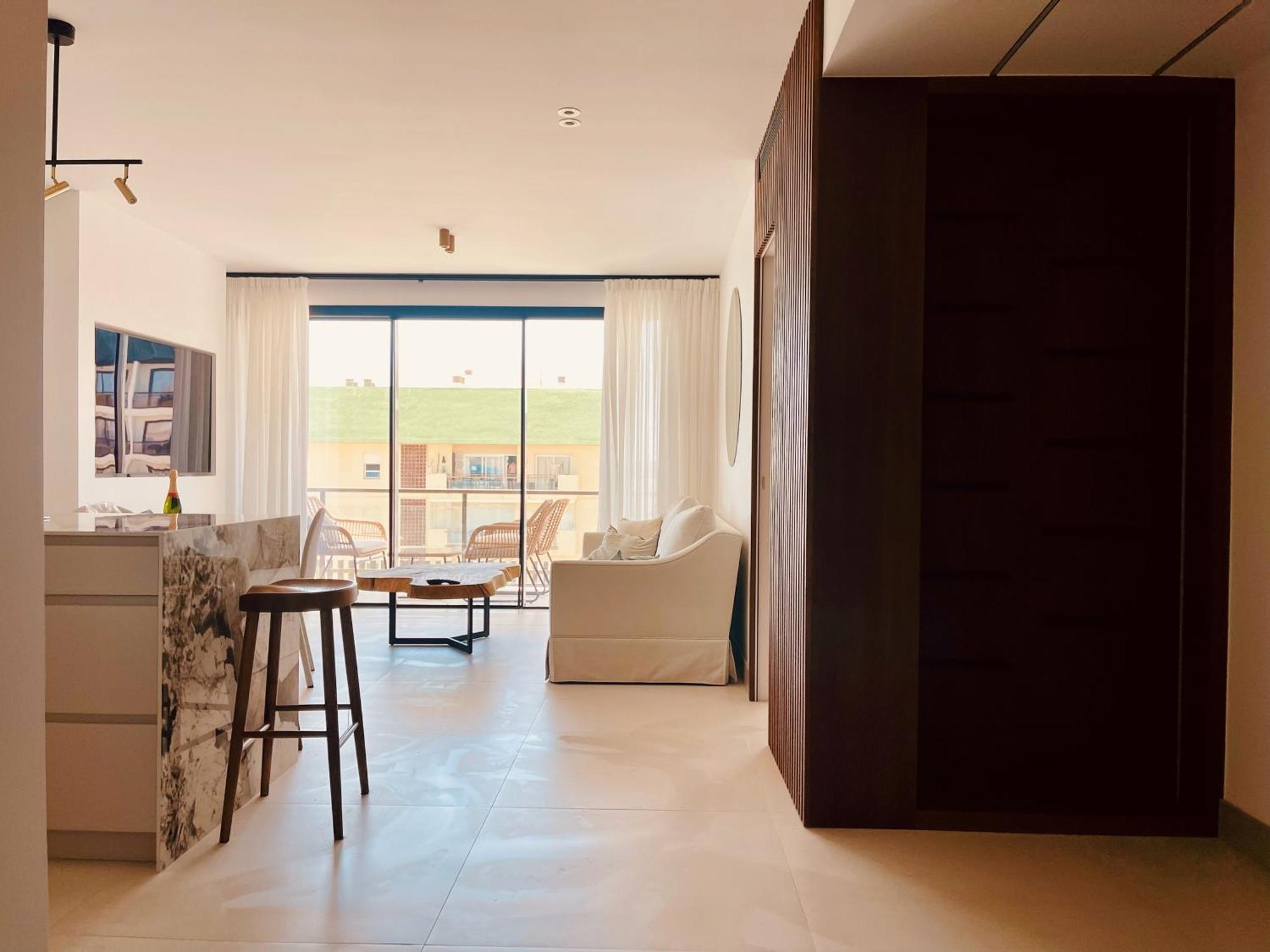 Luxury Beachfront Apartment